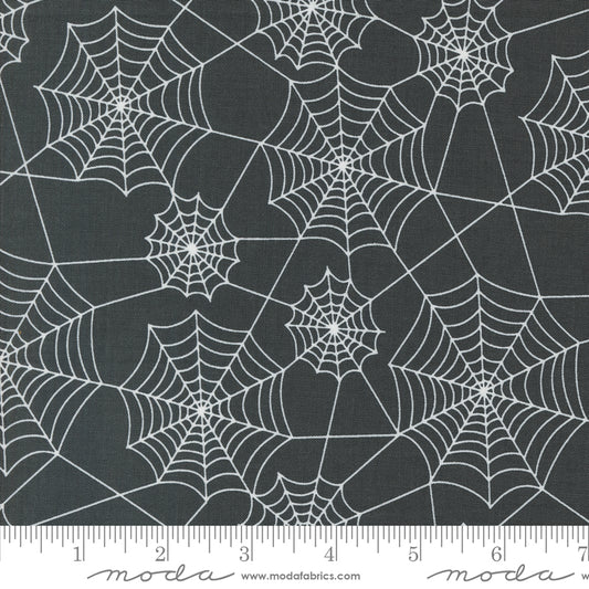 Hey Boo - Black Spider Webs  - Moda