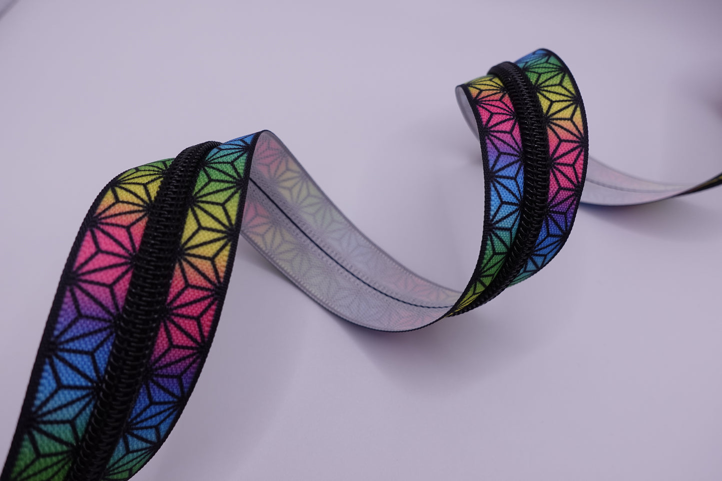 Rainbow Geometric Zipper Tape # 5 Zipper (1 Meter)