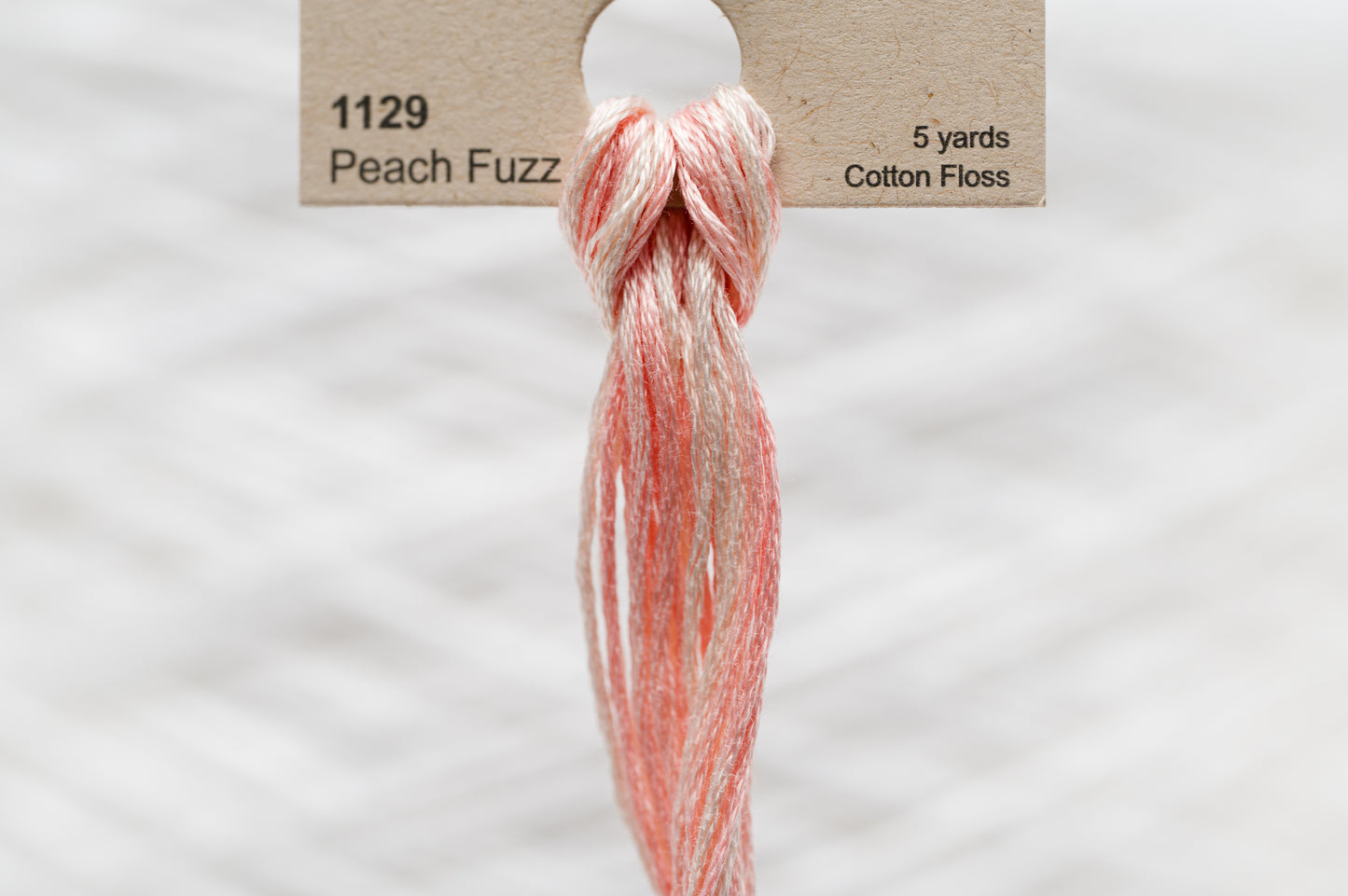 1129 Peach Fuzz - Weeks Dye Works - Mouliné 6 brins