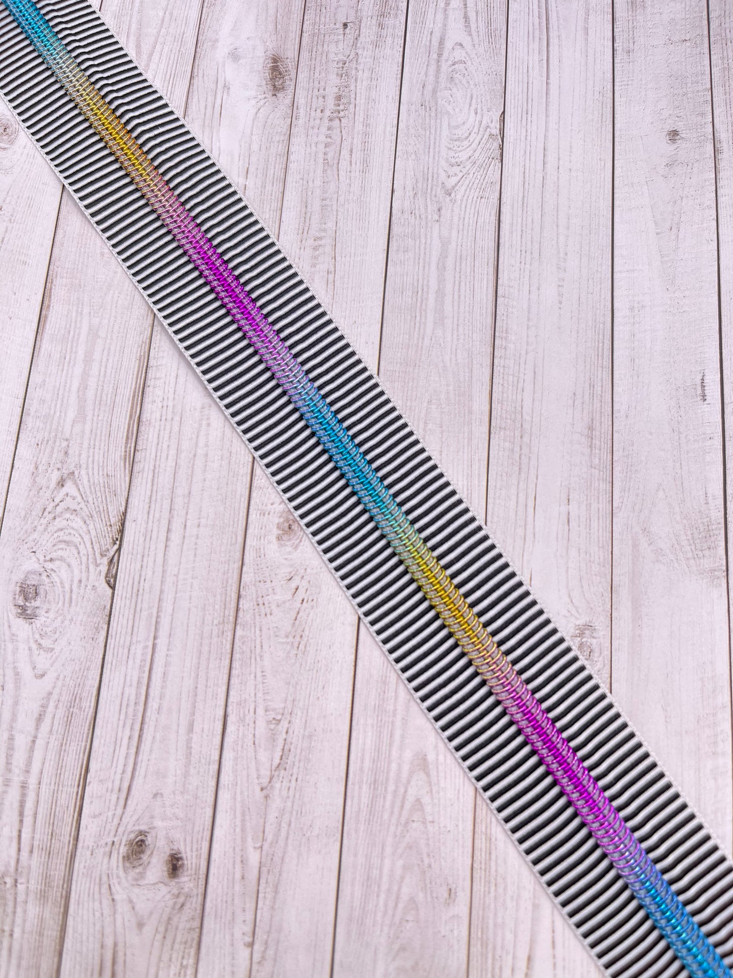 Black and White Striped Zipper Tape # 5 Zipper (1 Meter)