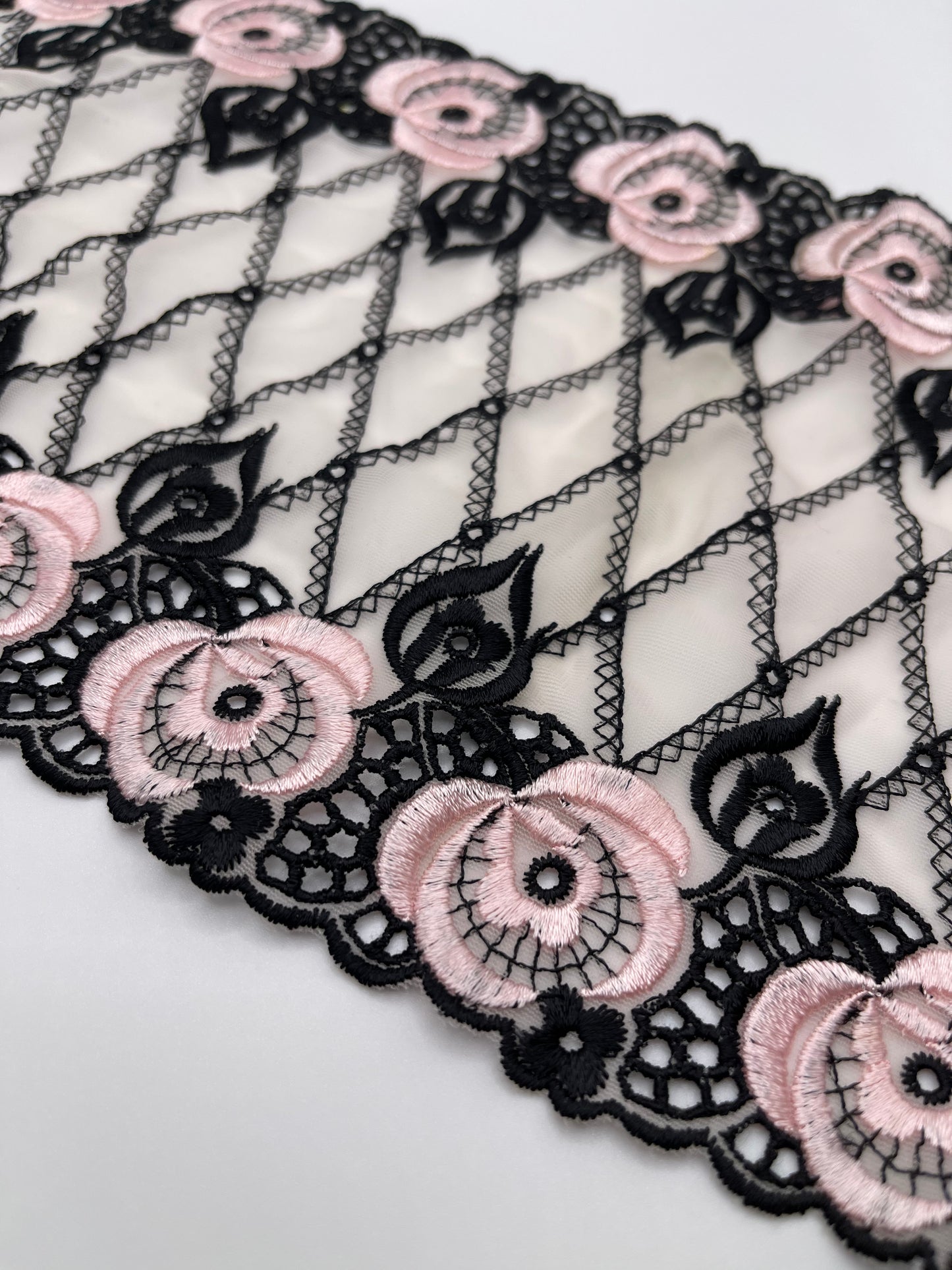 Black Pink Roses - 1 Meter Embroidered Tulle Lace