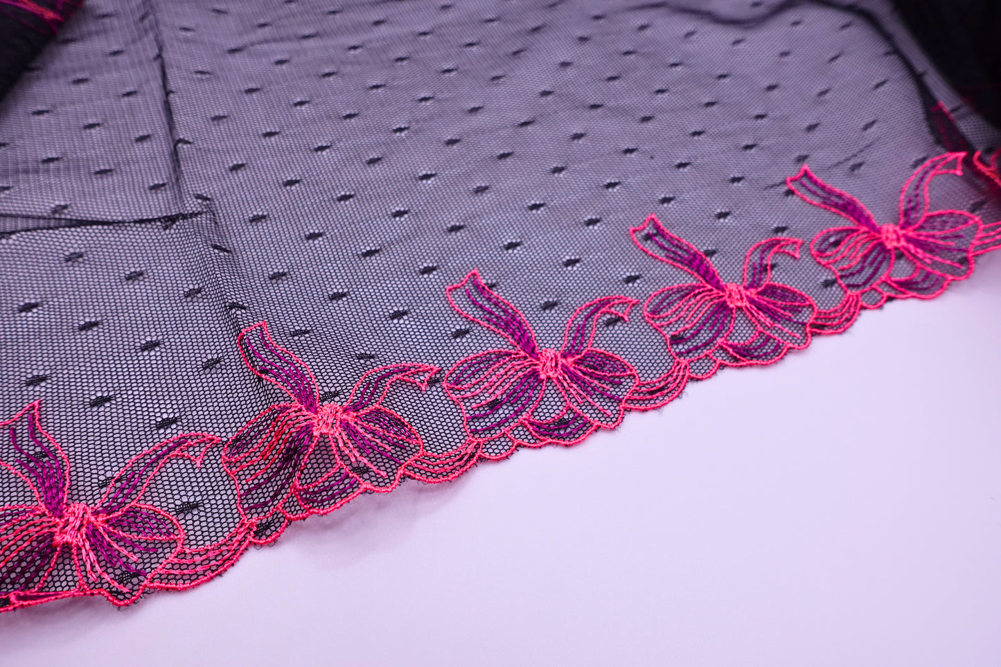 Pink Bows - Embroidered Tulle Lace (mirrored)