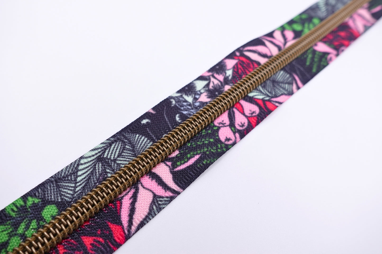 Pink Florals Zipper Tape # 5 Zipper (1 Meter)