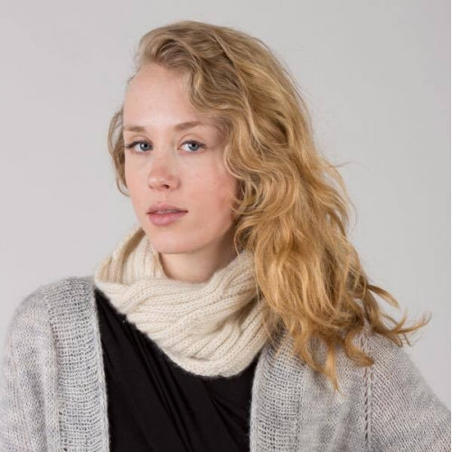 Artyarns Puffy Cable Cowl Kit