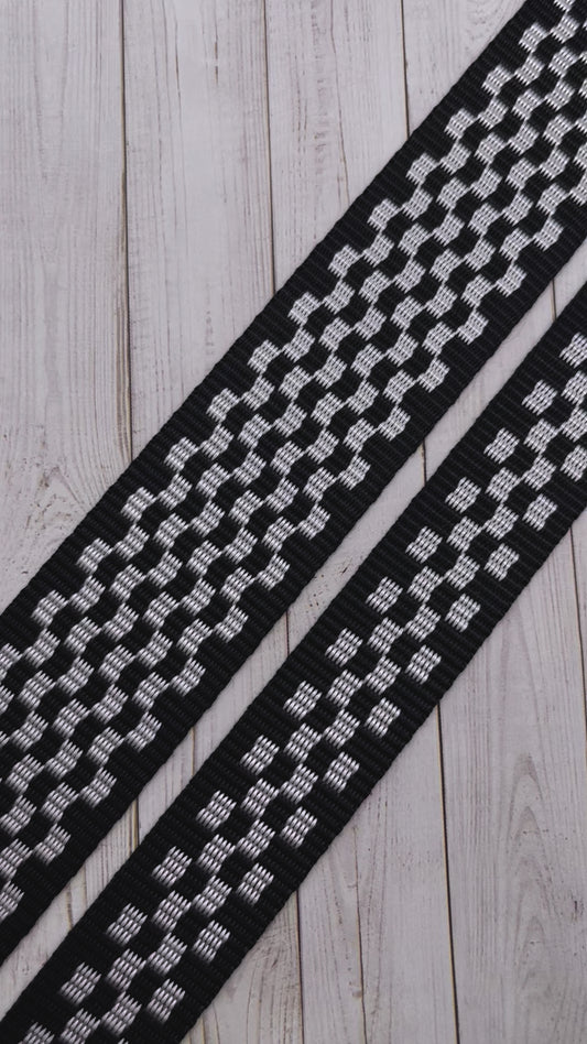 Sangle en polyester à damier noir et blanc de 1 à 1,5 po